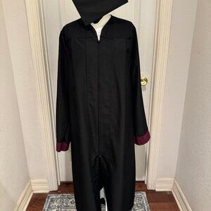 GRADUATION GOWN FOR TEXAS A&M
